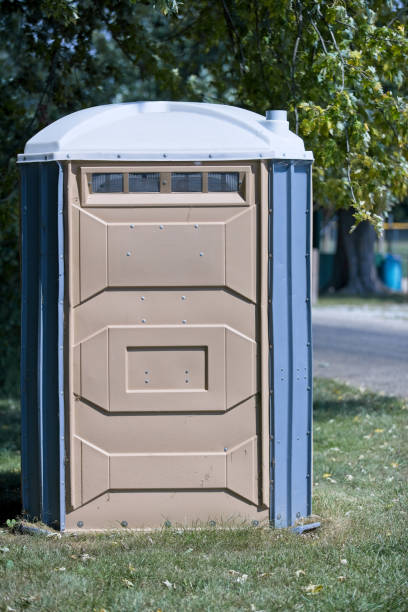 Best Porta potty delivery and setup  in Pompton Lakes, NJ